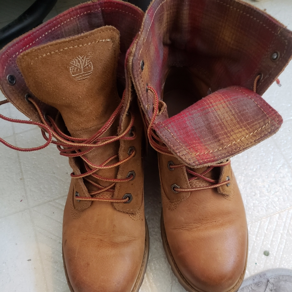 Timberline boots size 8.5